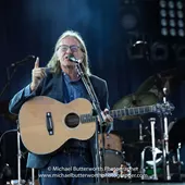 Dougie MacLean at Fairports Cropredy Convention