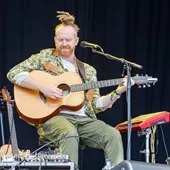 Newton Faulkner performing at The Big Feastival