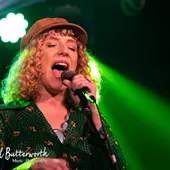 Lauren Housley and The Northern Cowboys performing at The Grace, London on Wednesday 12th December, 2025