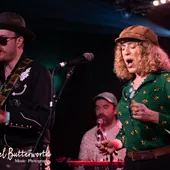 Lauren Housley and The Northern Cowboys performing at The Grace, London on Wednesday 12th December, 2025